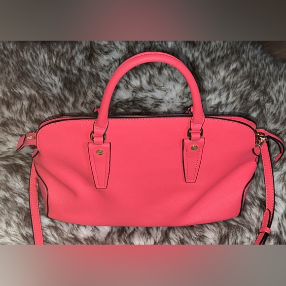 Crown & Ivy Gorgeous Pink/corral Handbag/ crossbody - Picture 5 of 8